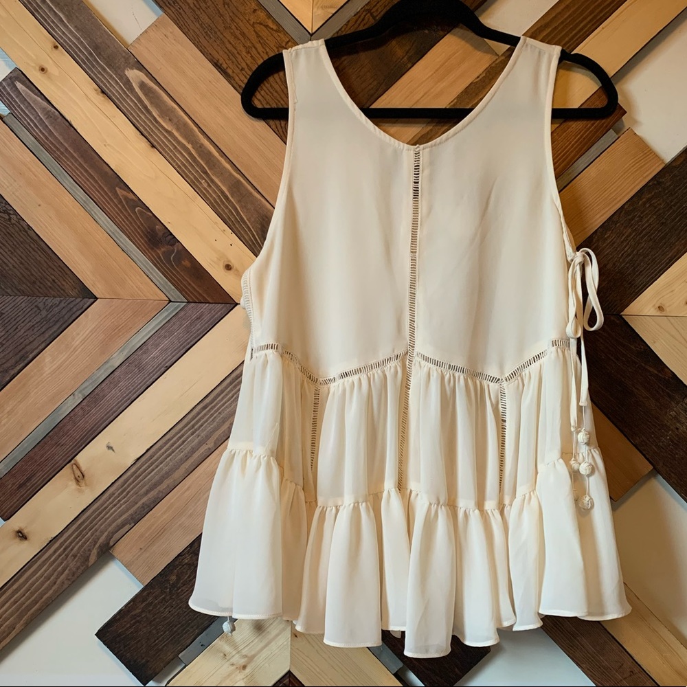 Romeo & Juliet Couture PomPom Ties Tank - Picture 1 of 6